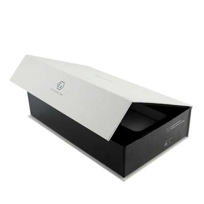 Free sample custom magnetic cardboard packaging box white gift box